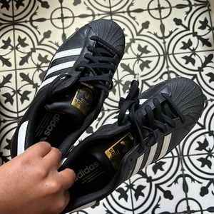 Never worn classic adidas’s